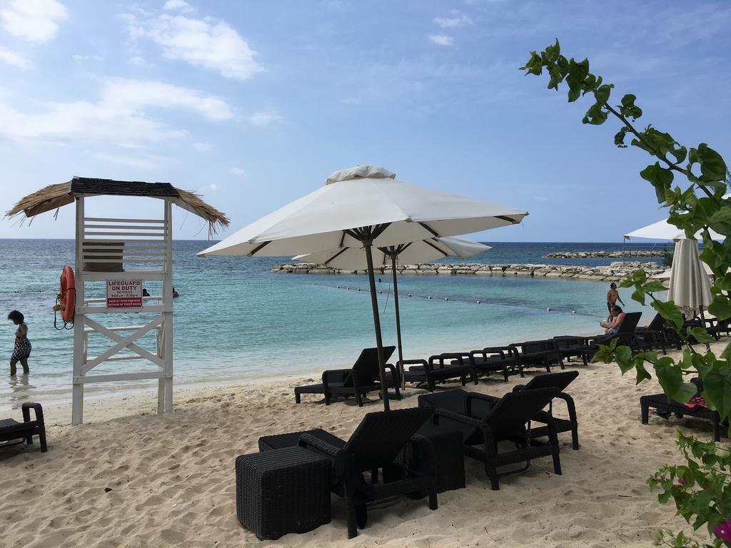 Anna'S Joye Seawind - Freeport, Montego Bay Apartment Exterior photo